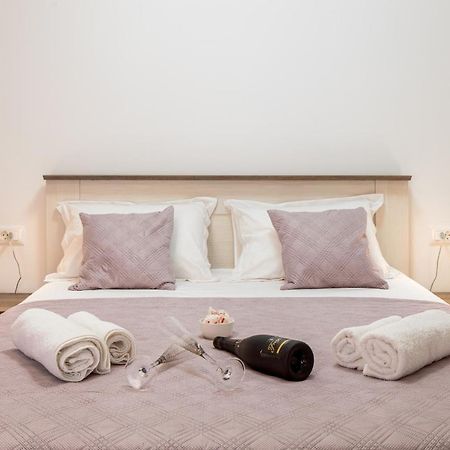 Apartment Navika 오미스 외부 사진